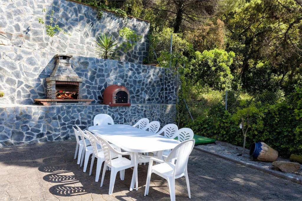 Canyelles Beach Vila With Swimming Pool Villa Lloret de Mar